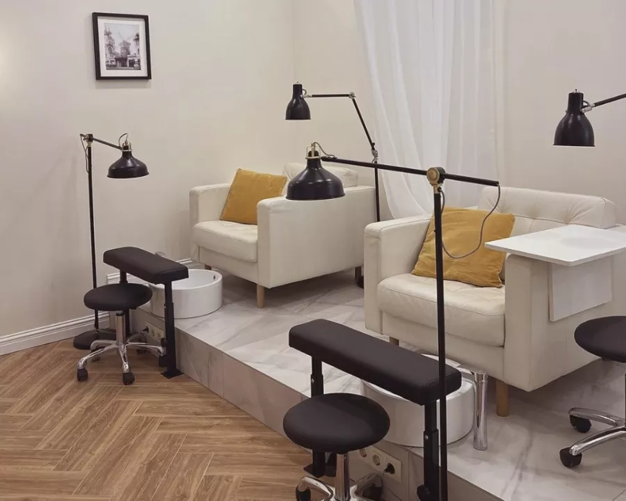 Маникюрная студия Бурлеск в Казани: Дизайн, Педикюр, Красота,