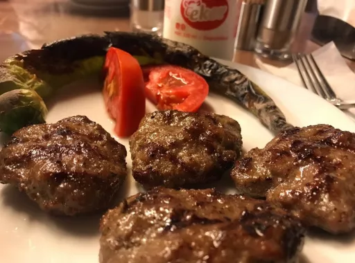 Кафе "Bay Kofte"