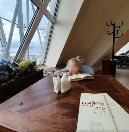 Кафе-бар Graf cafe в Минске: Домашняя кухня, Белорусская кухня, Проведение банкетов, Европейская кухня, Заказ столиков, Панорамный вид, VIP-зал, Меню на английском,
