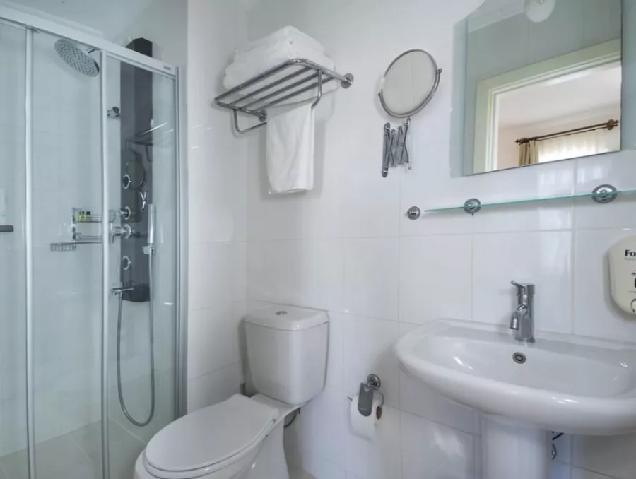 Отель Hideaway в Каше: Отель, Путешествие, Чилим, Бассейн, Терраса,
