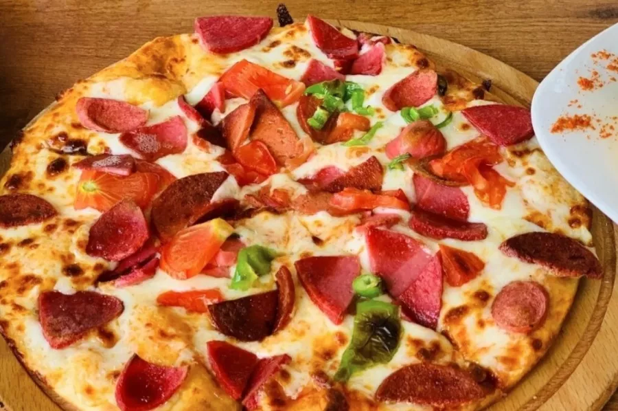 Кафе и ресторан Meydan в Каше: Ресторан, Кафе, Вкусно, Чилим, Атмосфера, Напитки,