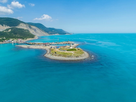 Остров Утриш в Анапе: Остров, На Природе , Утриш , Маяк , Черное Море,