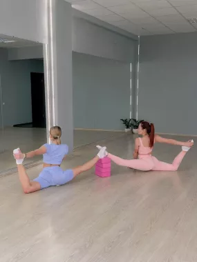 Фитнес-клуб "Pro shpagat" на Героя Яцкова.