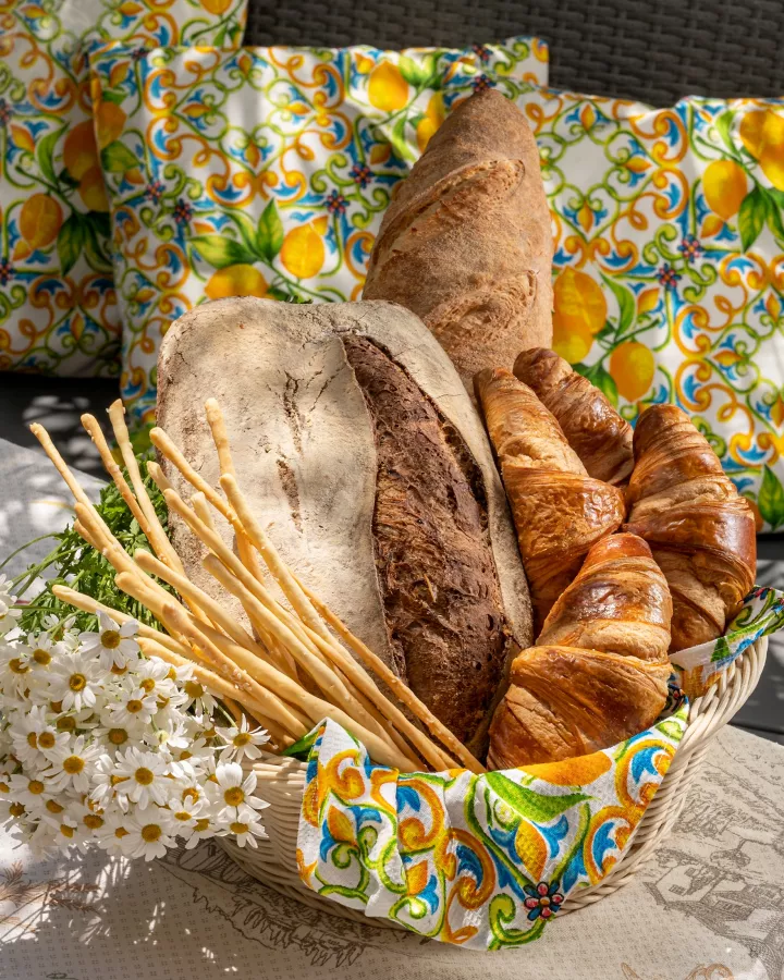 Ресторан Феттуччине в Сочи: Итальянская кухня , Ресторан, Пицца, Морепродукты, Ризотто,