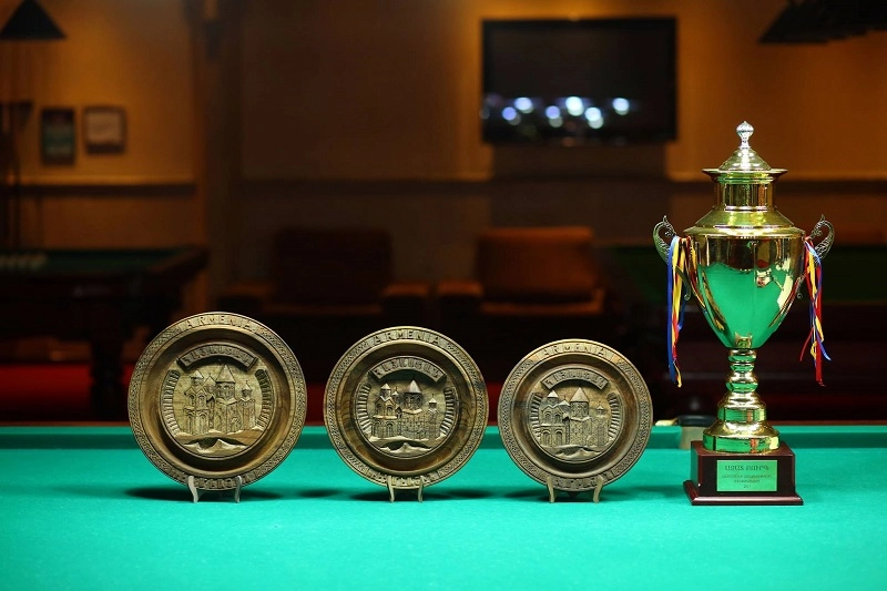 Бильярдный клуб Effe Billiard Club в Ереване: Бильярд, Пул, Снукер, Корпоративный Отдых, Карамболь,