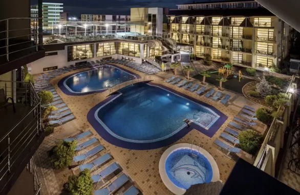 Отель "Pontos Family Resort"