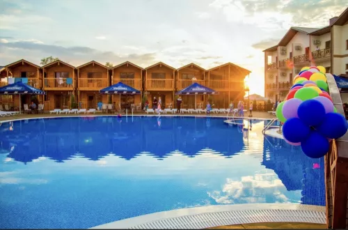 Отель Золотой берег  в  Анапе