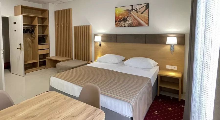 Отель Hotel de Paris в Анапе: Кафе , Пляж, Отель, Ресторан,