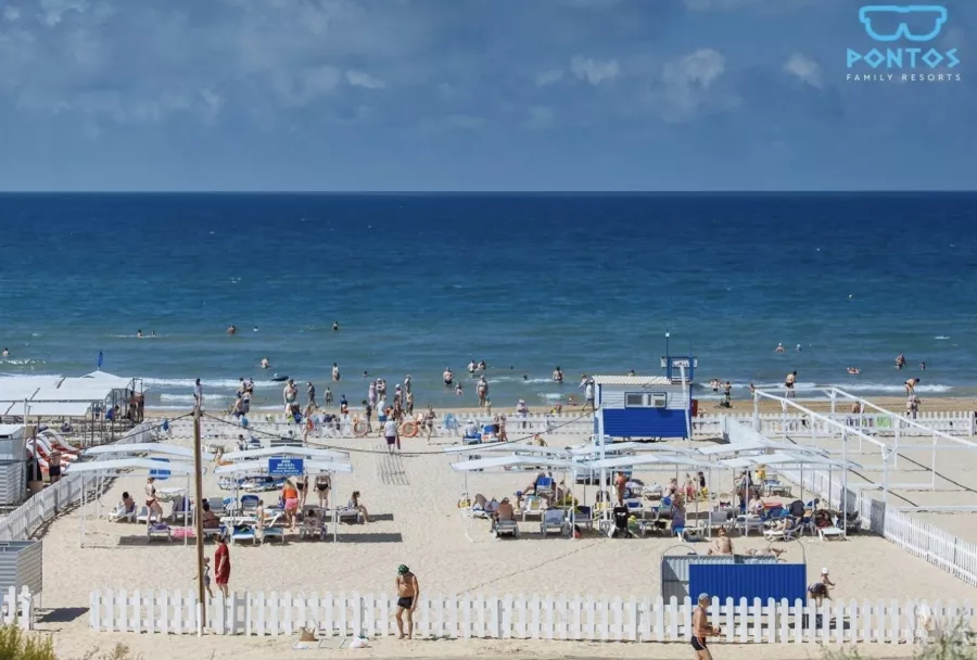 Отель Pontos family resort Vesta в Анапе: Отель, Бассейн , Пляж , Ресторан,