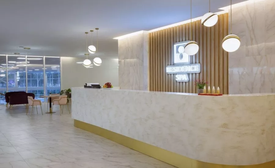 Отель Mövenpick Resort&SPA Anapa Miracleon в Анапе: Семейный отдых , Бассейн , Тренажёрный зал , Детская площадка , Ресторан, Отель,