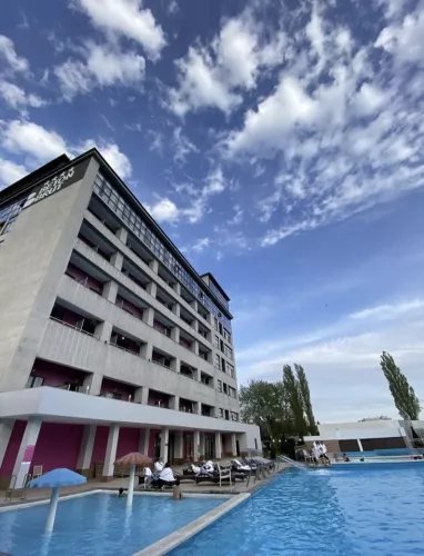 Отель Beton Brut Ultra all Inclusive&Spa Anapa Miracleon 4* в Анапе