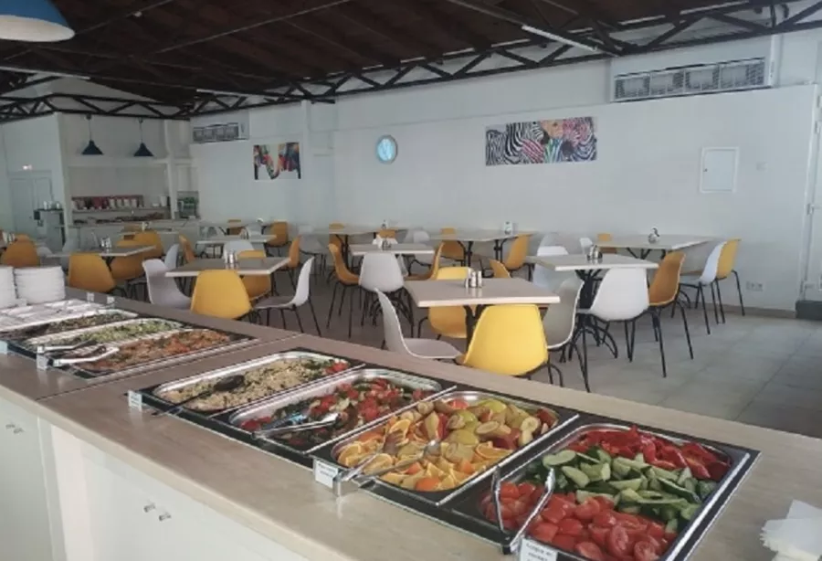 Отель Sea breeze resort в Анапе: Отель, Семейный отдых , Бассейн , Детская площадка , Пляж,