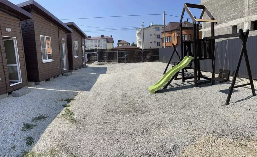 Гостевой дом Мик в Анапе: Гостевой дом , Семейный отдых , Бассейн , Детская площадка , Столовая ,