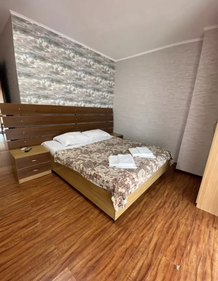 Гостевой дом Ковчег в Анапе: Гостевой дом , Семейный отдых , Бассейн , Детская площадка , Столовая ,