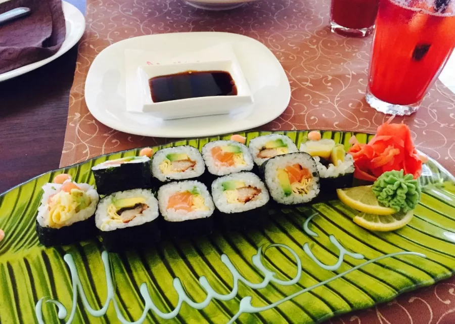 Паб Шампань в Минске: Европейская кухня, Авторская кухня, Французская кухня, Кальян, Шведский стол, Терраса, Караоке, Бизнес-ланч,