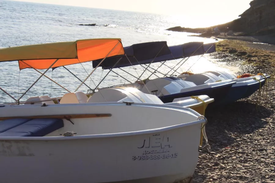 Прокат водных велосипедов с теневым навесом в Анапе: Прокат водных велосипедов, Водные велосипеды с навесом, Пляж Аквамарин , Посёлок Сукко , Активный Отдых,