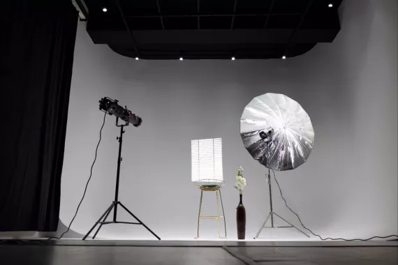Фотостудия в Ереване "Mirror Studio".