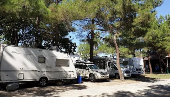 Автокемпинг "Арион" 