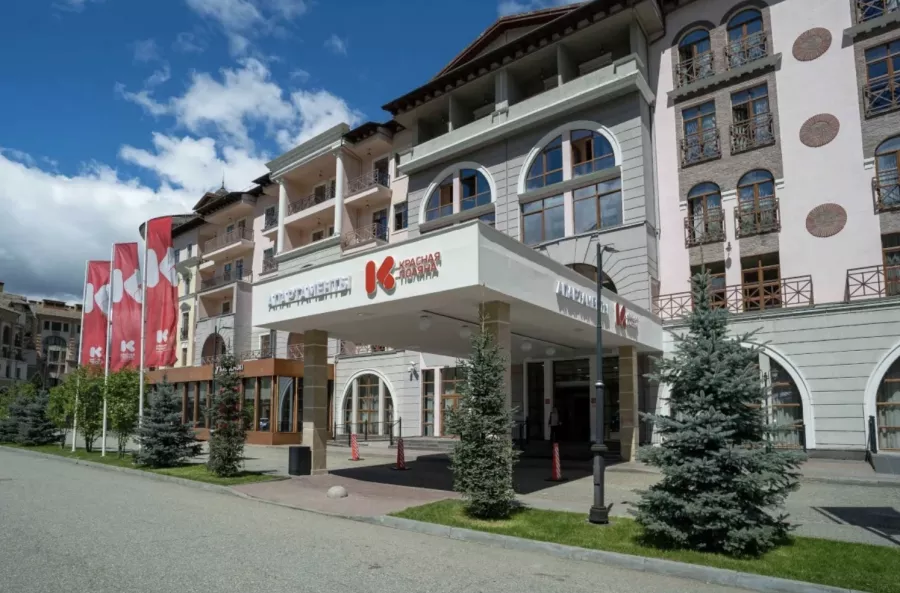 Апартаменты Курорта Красная Поляна в Красной Поляне: Апартаменты, Отдых семьей, Для компании, Вид на горы, Отель,