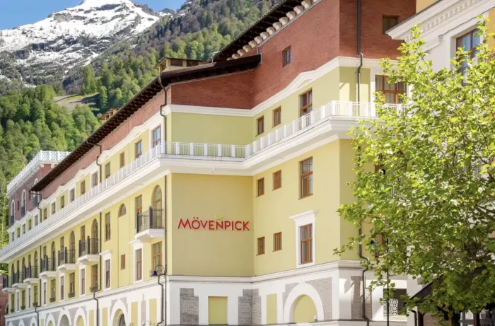 Отель Мовенпик  в  Красной Поляне