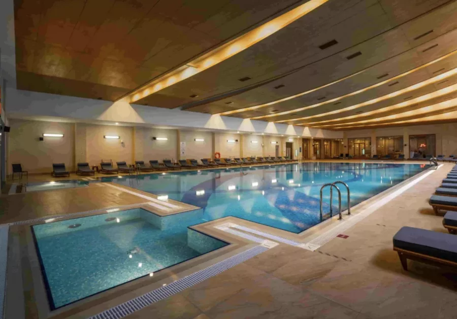 Отель Марриотт в Красной Поляне: Отель, Бассейн, Парковка, Ресторан,