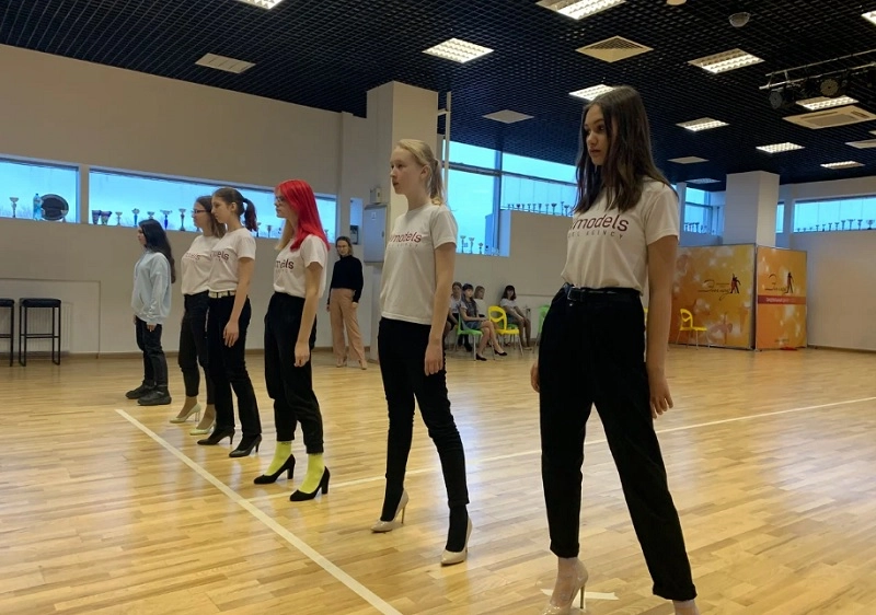 Модельное Агентство Knmodels Model Agency в Нижнем Новгороде: Профессиональный Фотограф, Школа Моделей, Театр Моды, Модели для Выставки,