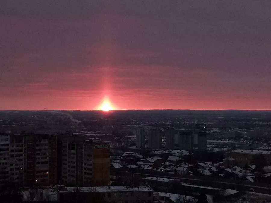 ЖК в Нижнем Новгороде Дом с террасами в Нижнем Новгороде: Современная Планировка, Архитектурные Корпуса, Панорама Города, Жилой Комплекс, Парковка, Детская площадка,