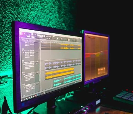 Студия звукозаписи "UNIPLEX PRODUCTION".