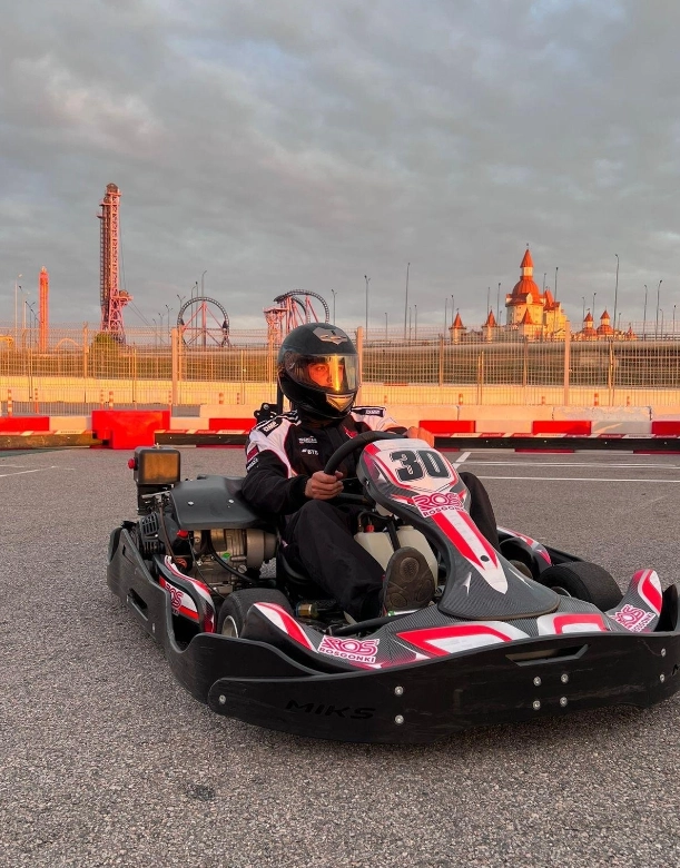 Картинг Extreme Karting в Сочи: Картинг, Автолюбителям, Гонки, Шлем, Скорость,