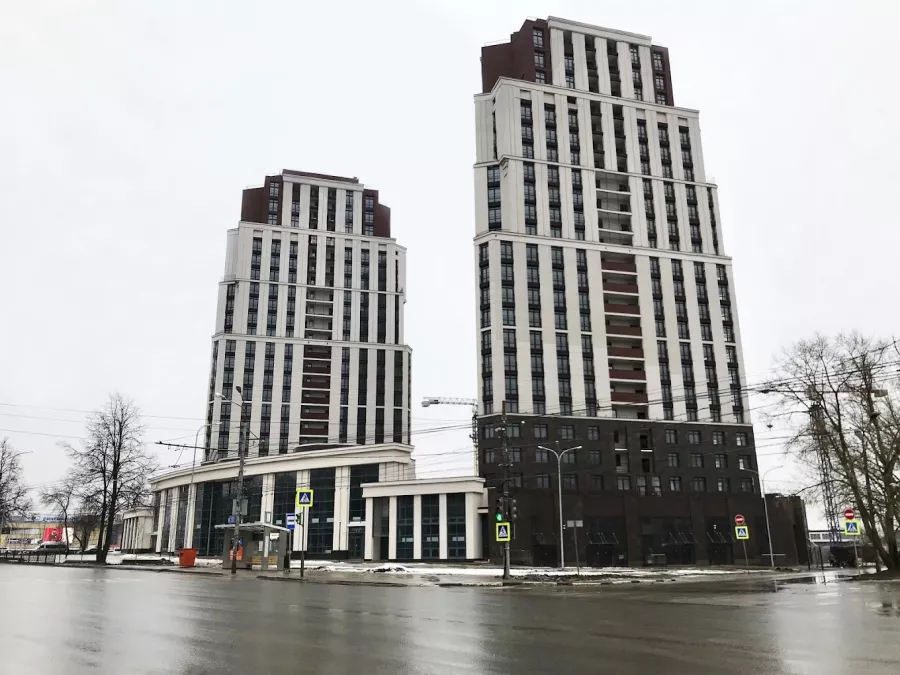 Жилой комплекс АТЛАНТ СИТИ в Нижнем Новгороде: Уникальная Архитектура, Панорамный вид, Современная Планировка, Парковка, Детская площадка,