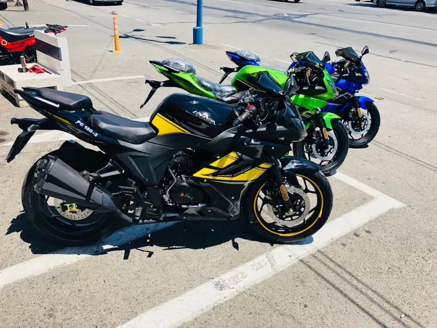 Магазин мотоциклов Motoshop Armenia в Ереване: Мотоциклы, Аксессуары для Мото, Запчасти, Одежда для Мотоциклистов, Мото Обслуживание, Шины,