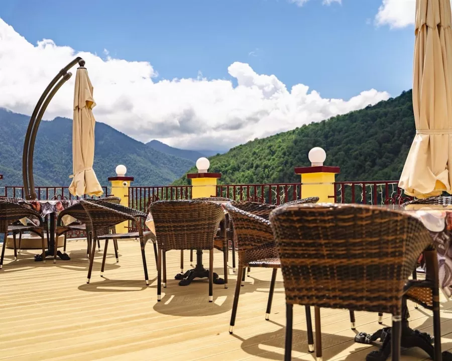 Отель Горный хрусталь в Красной Поляне: Сауна, Детская площадка , Семейный отдых , Горы, Отпуск, Бассейн, Отель,