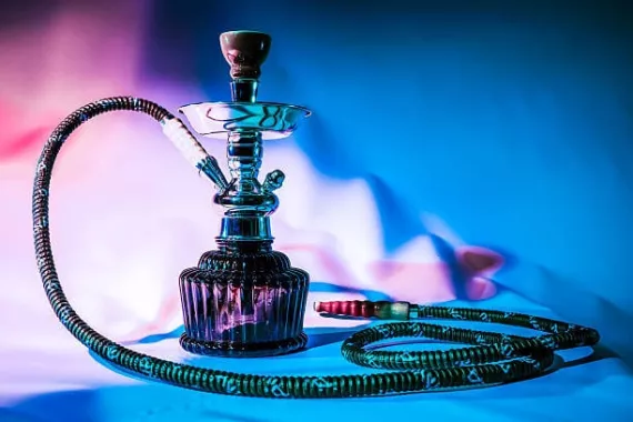 Кальянная "Qyalla Hookah Lounge Bar".