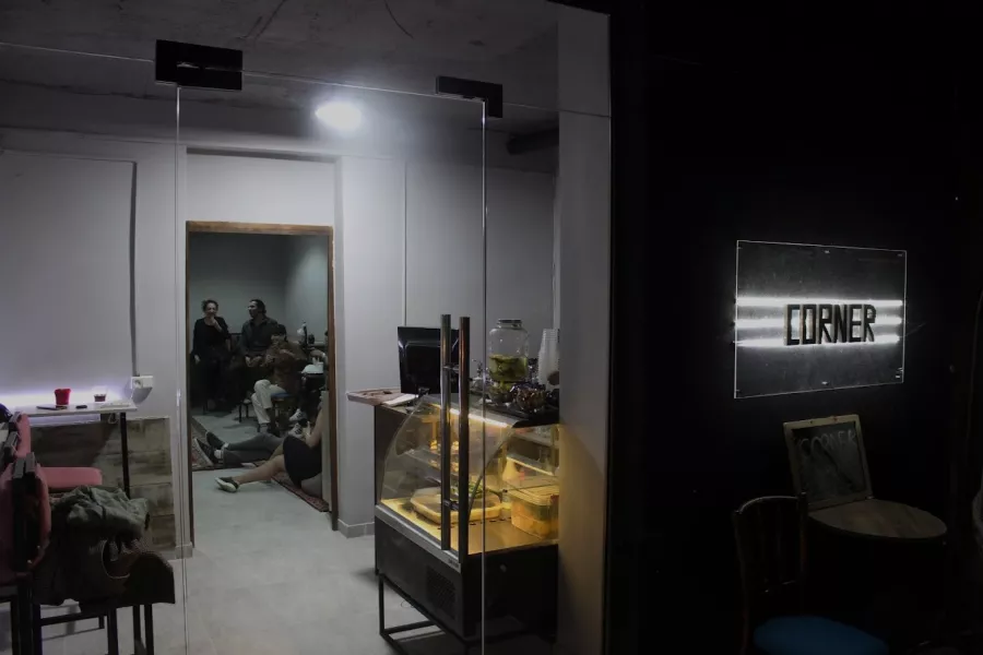 Пространство для совместной работы Corner. Cafe & Coworking в Гюмри: Коворкинг, Аренда, Разное,