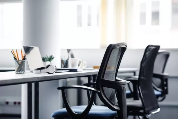 Пространство для совместной работы "Corner. Cafe & Coworking".