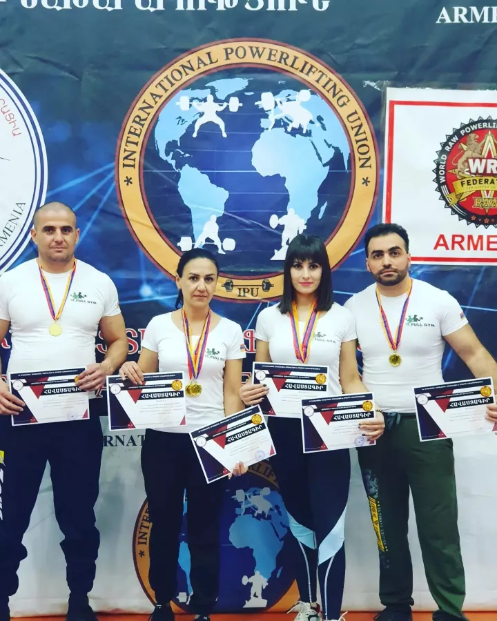 Фитнес-центр Full Gym Gyumri в Гюмри: Фитнес, Аэробика, Кикбоксинг, Консультация ,