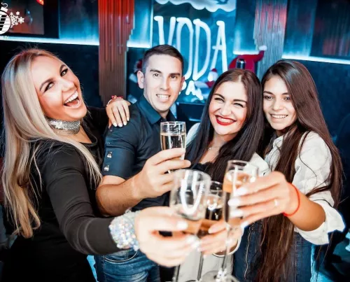 Рестобар-Караоке Voda  в  Адлере