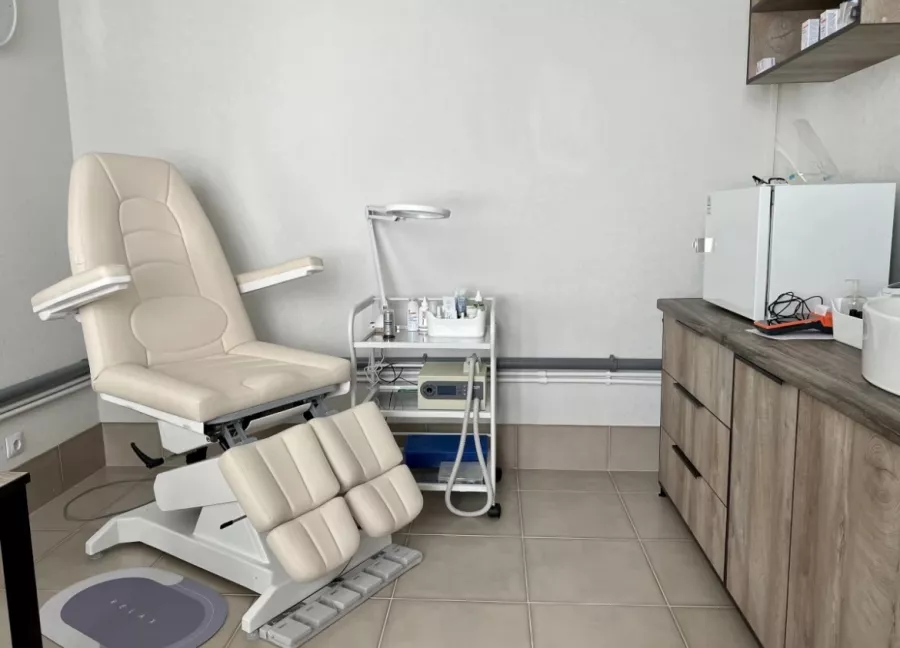 Студия эстетики Beauty фабрика в Красной Поляне: Педикюр , Маникюр , Укладка, Депиляция, Эстетика, Качество ,