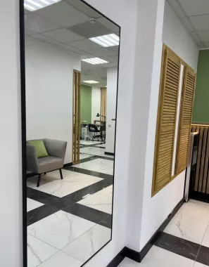 Салон красоты "Studio V23"