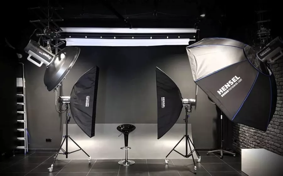 Фотостудия в Ереване Fashionbox в Ереване: Индивидуальная Съёмка, Семейное Фото, Услуги Фотографа, Фотосессия, Помещения для Съёмки,