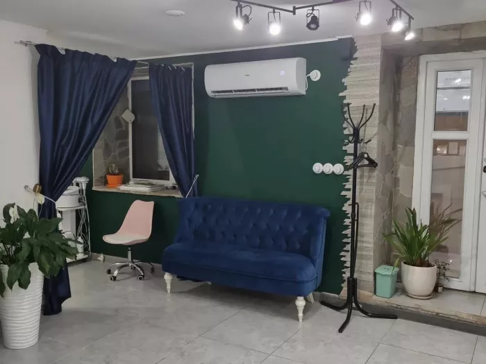 Салон красоты "Red Queen".