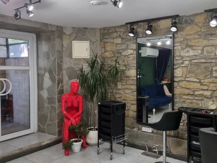 Салон красоты "Red Queen".