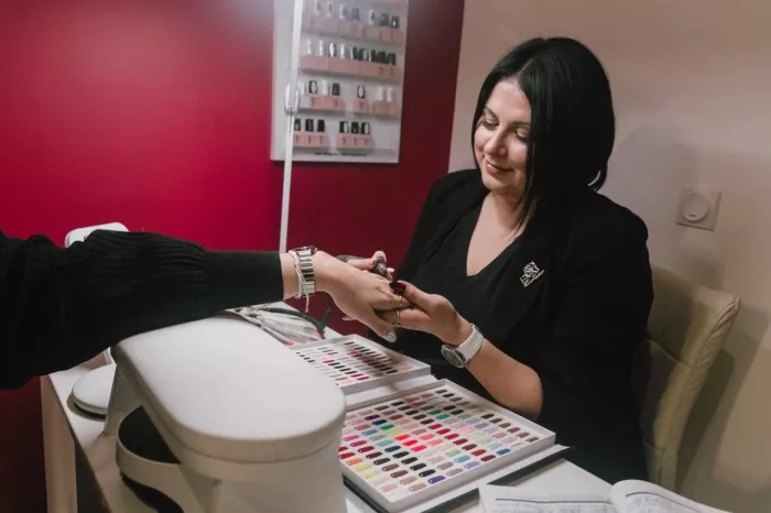 Салон красоты "Red Queen".