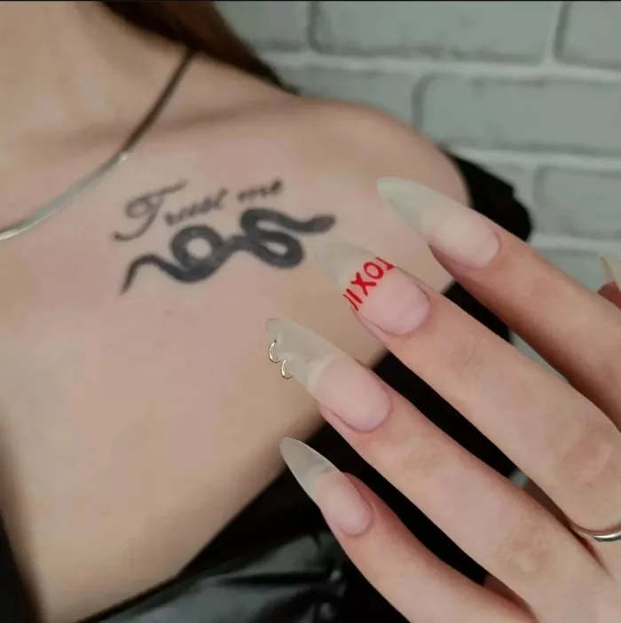 Салон красоты "Бигуди&пилочки".