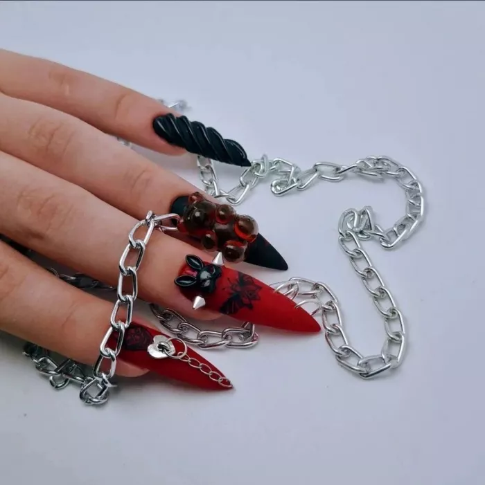 Салон красоты "Бигуди&пилочки".