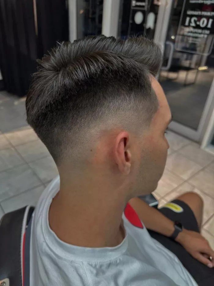 Барбершоп "Питбуль".