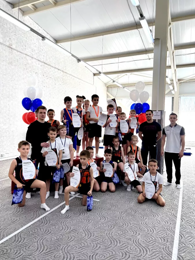 Гимнастический клуб CHAMPION в Ростове-на-Дону: Растяжка, Гимнастика, Спортивная гимнастика, Следить за здоровьем, Stretching,