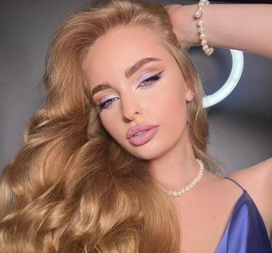 Салон красоты Эва в Геленджике: Стрижка, Окрашивание, Педикюр, Макияж, Маникюр, Красота,