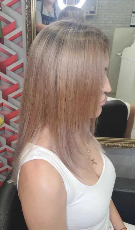 Салон красоты Эва в Геленджике: Стрижка, Окрашивание, Педикюр, Макияж, Маникюр, Красота,