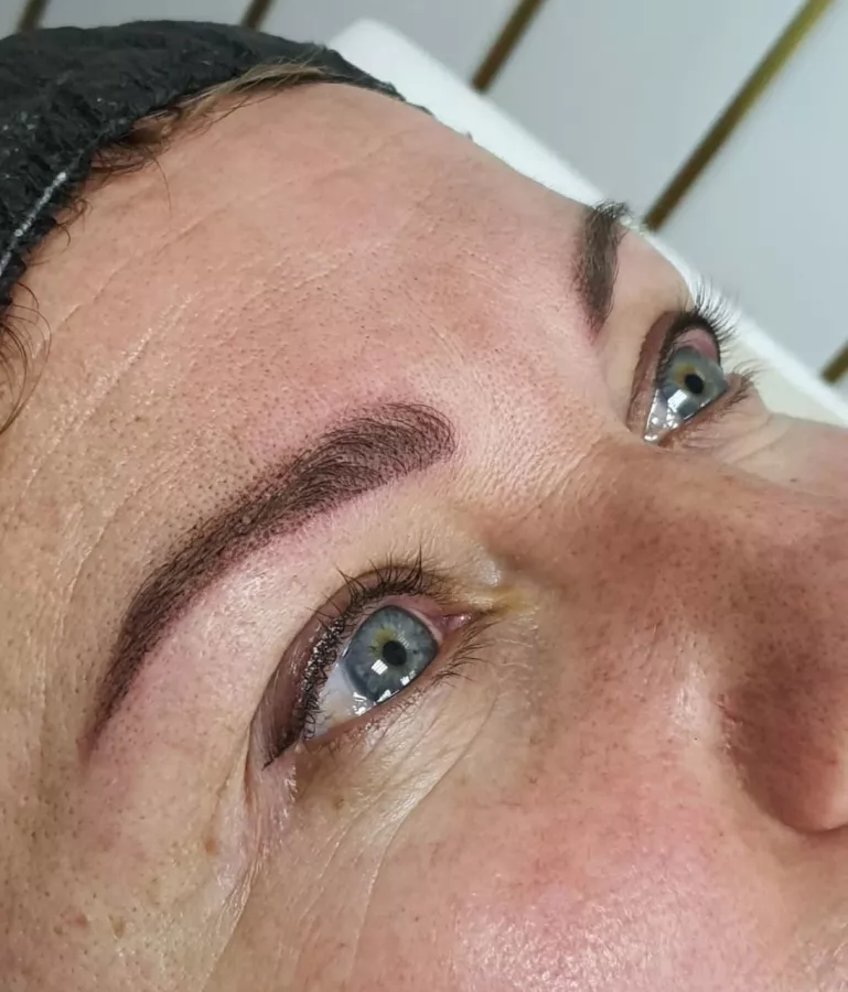 Салон красоты Эва в Геленджике: Стрижка, Окрашивание, Педикюр, Макияж, Маникюр, Красота,